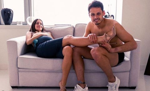 Chicharito Hernández y su esposa Sara Kohan
