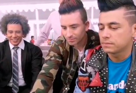 El protagonista de la serie sufrió una lesión en la rodilla.