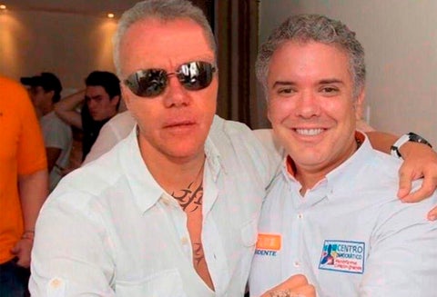 Fotomontaje de Jhon Jairo Velásquez, alias Popeye, con el presidente Iván Duque