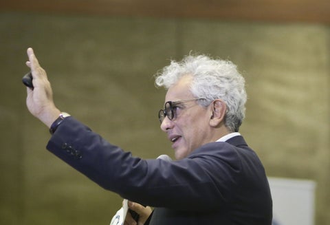 El ministro de Ambiente, Ricardo Lozano.