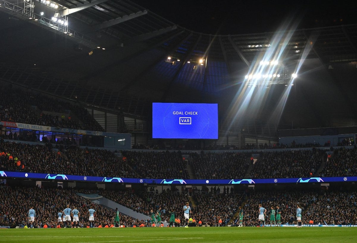 VAR