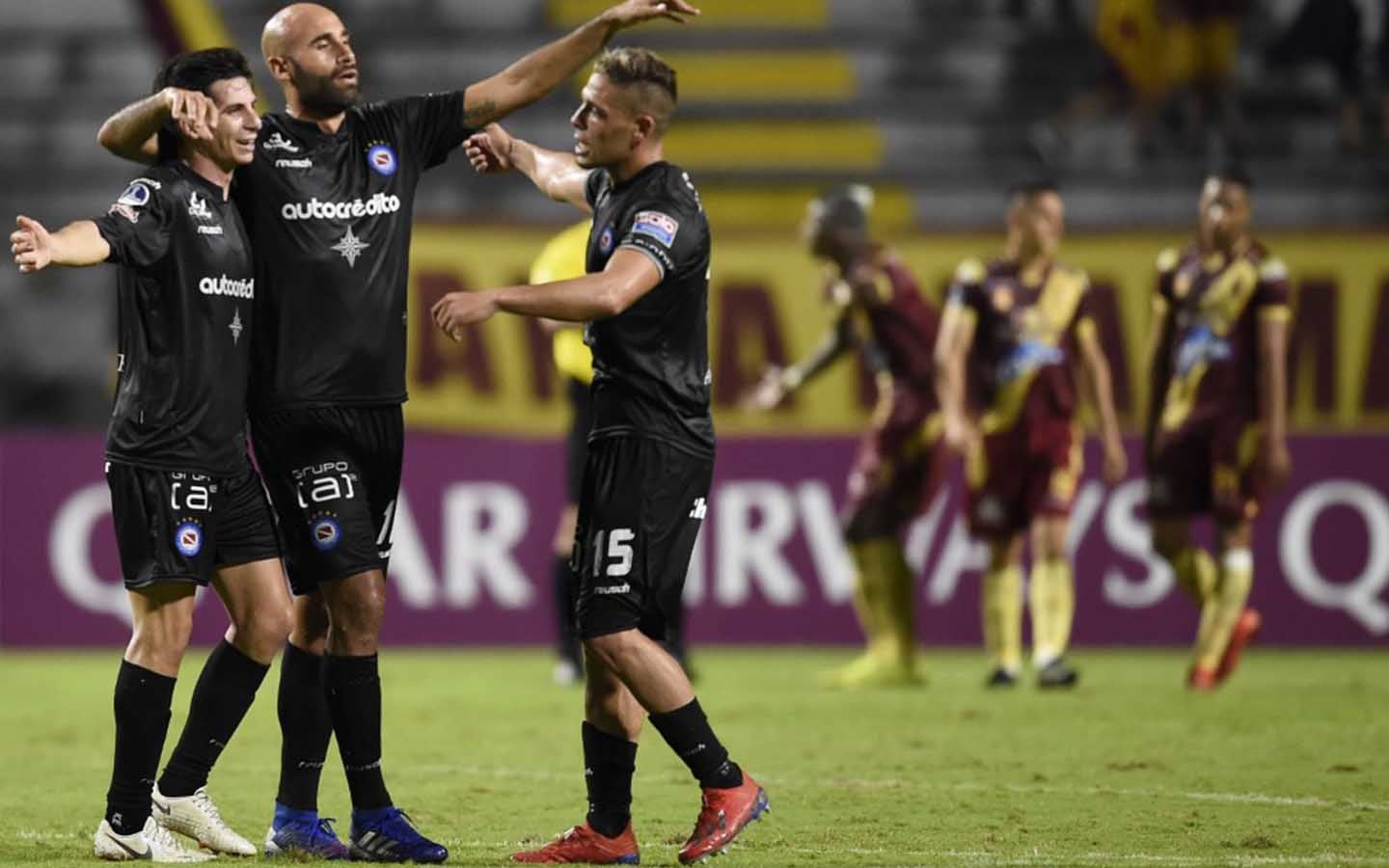Argentinos empató en su visita a Ibagué.