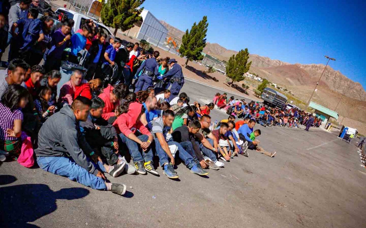 Inmigrantes en la frontera sur de Estados Unidos.