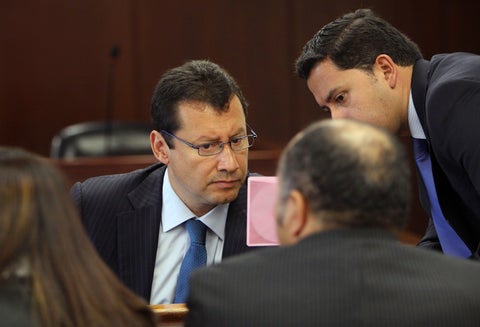 Jaime Lombana, en compañía de la familia Colmenares, el 25 de marzo de 2014 en Bogotá