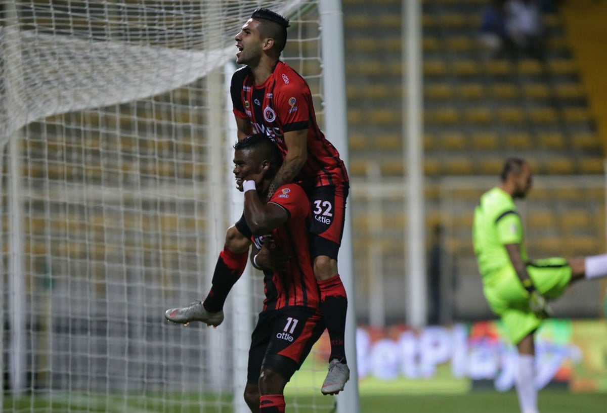 Jonathan Agudelo juega en el Cúcuta Deportivo