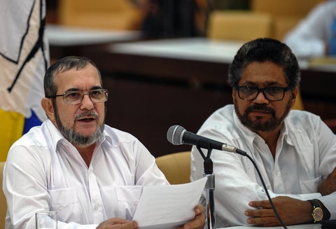 Rodrigo Londoño e Iván Márquez, integrantes del partido Farc