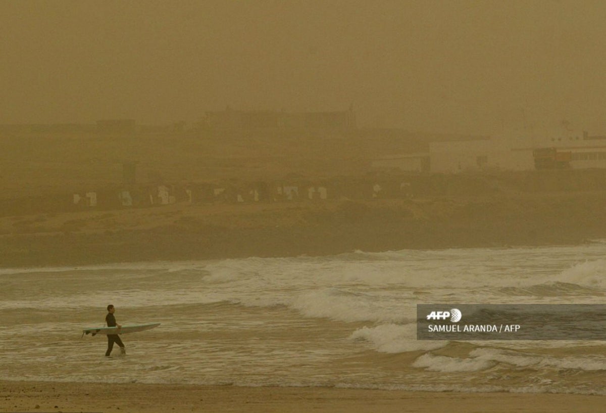Tormenta de arena del desierto del Sahara