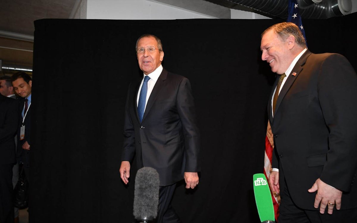 Serguéi Lavrov y Mike Pompeo.