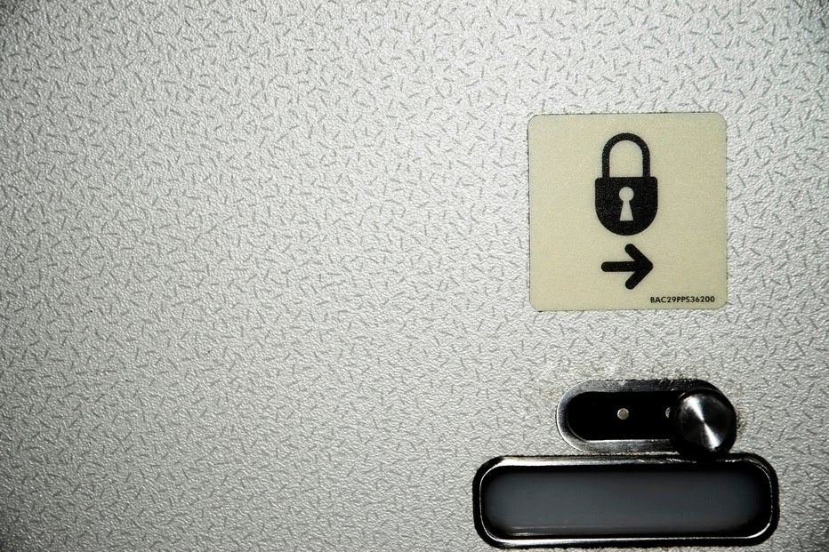 Baño de avión