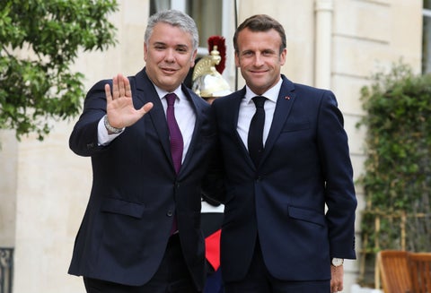 Presidente Iván Duque junto a su homólogo francés, Emmanuel Macron