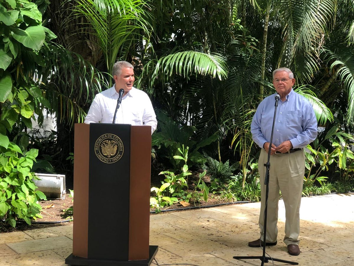 Así lo anunció el mandatario de los colombiano luego de sostener una reunión con el senador estadounidense Bob Menendez.