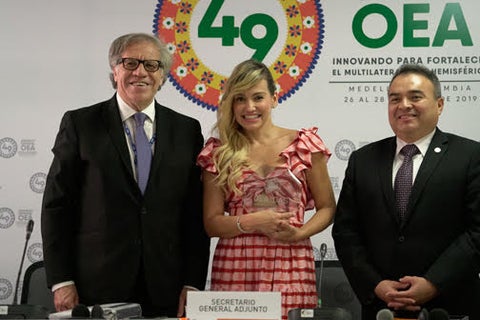 Fanny Lu, embajadora de Buena Voluntad de la OEA.