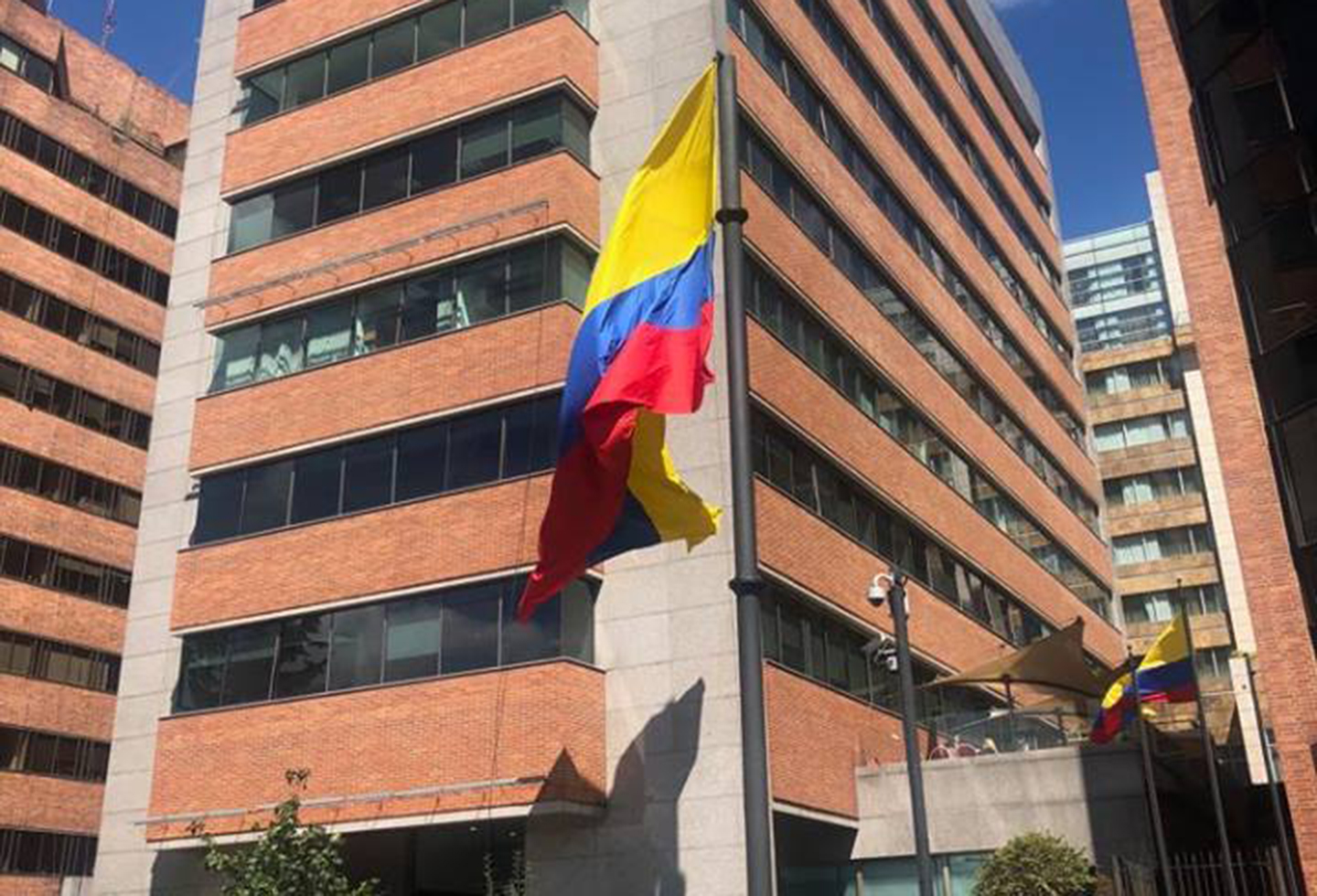 grupo-energ-a-bogot-y-berkeley-research-group-se-pronuncian-la-fm