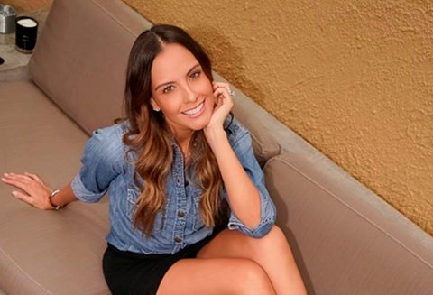 La presentadora reapareció en Instagram y envió un sentido mensaje a su fallecido amigo.