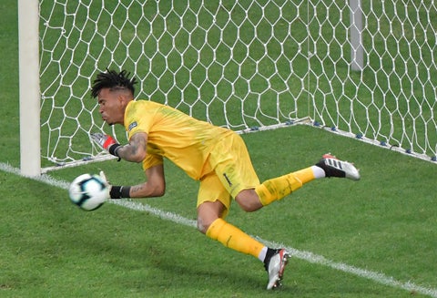Pedro Gallese, portero peruano, tras atajar el penal de Luis Suárez