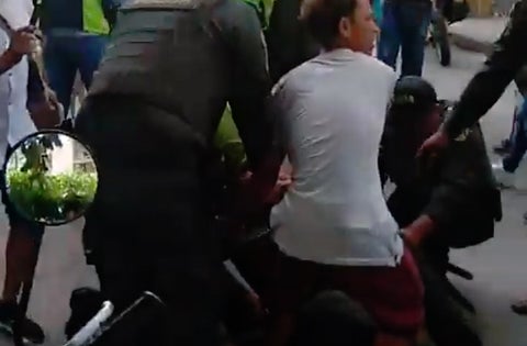 Hieren a policía en Santa Marta