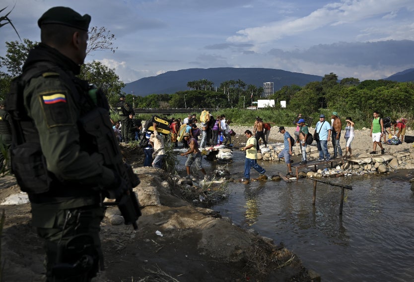 Trocha en frontera colombo venezolana