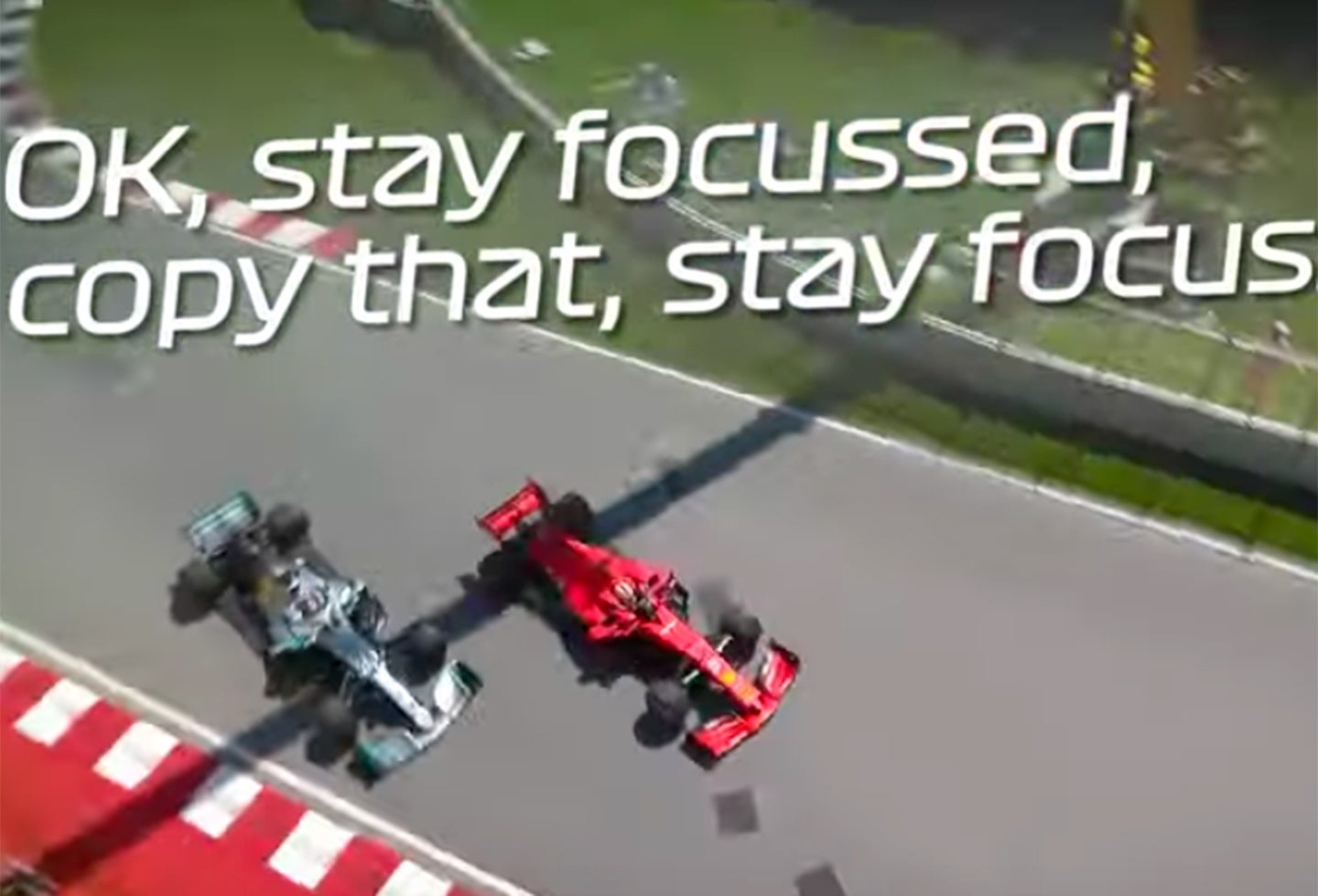 Vettel y Hamilton durante el incidente en el Gran Premio de Canadá