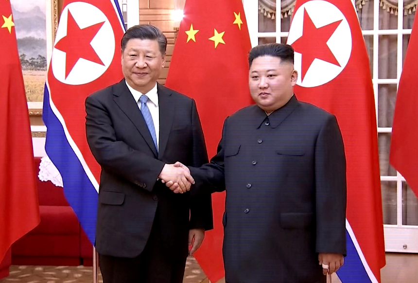 Xi Jinping se reúne con Kim Jong-un por primera vez en Corea del Norte