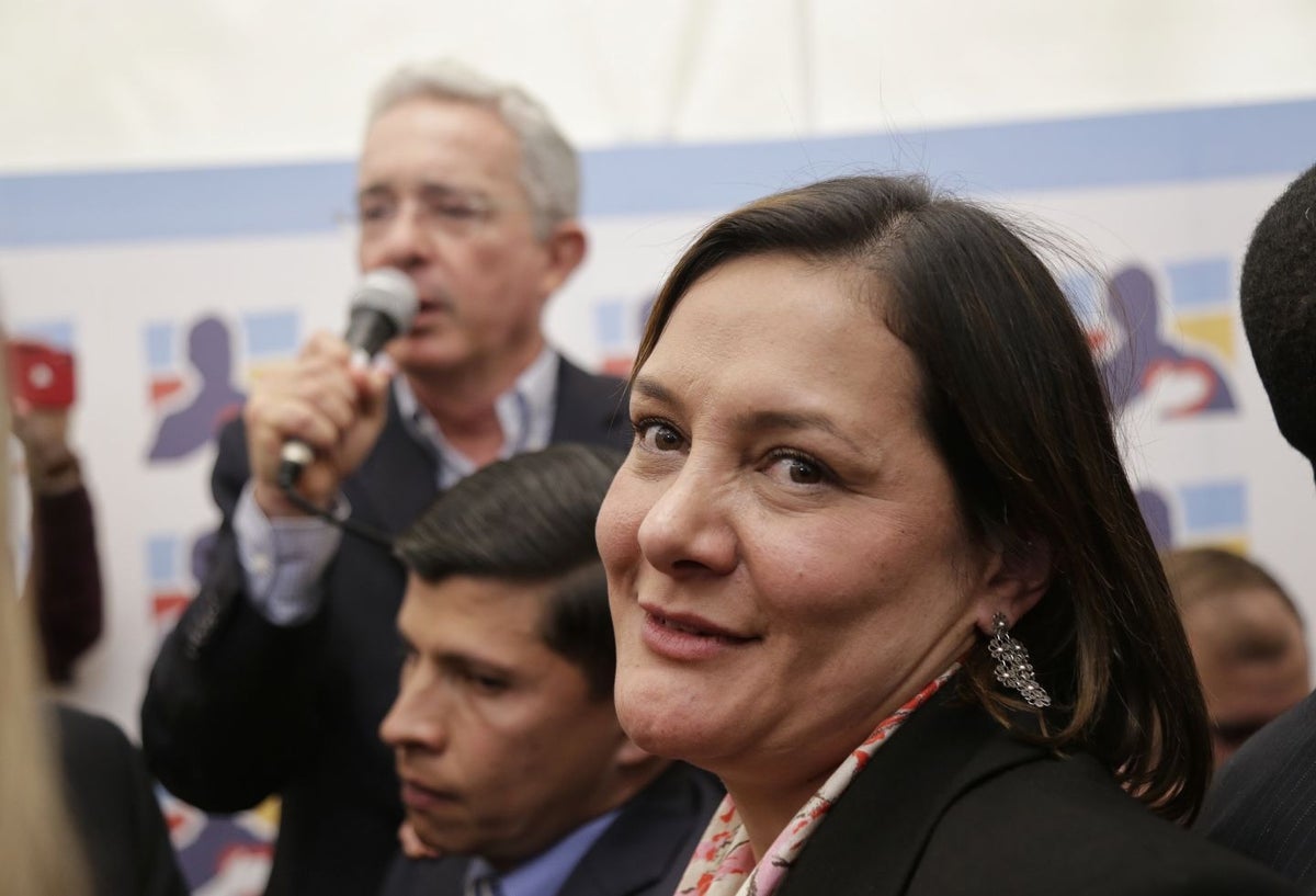 Álvaro Uribe Vélez y Ángela Garzón