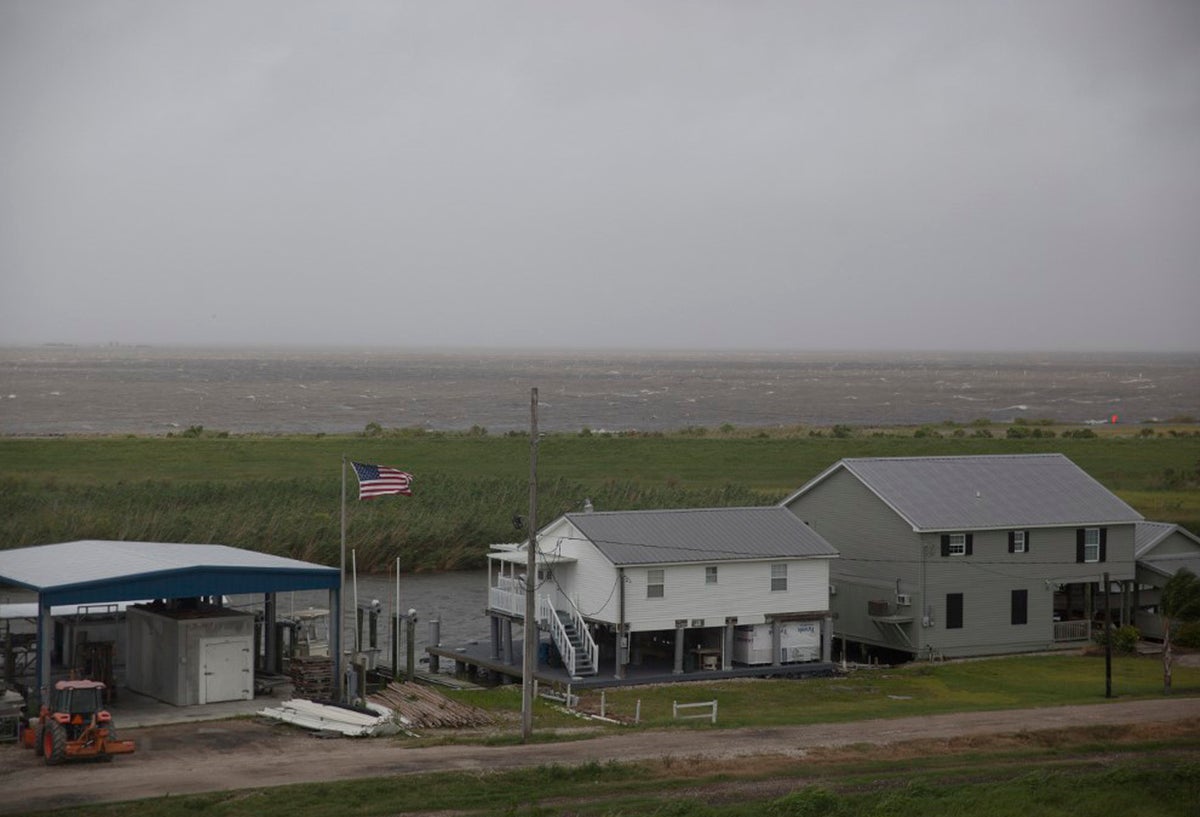 La tormenta Barry amenaza con convertirse en huracán.