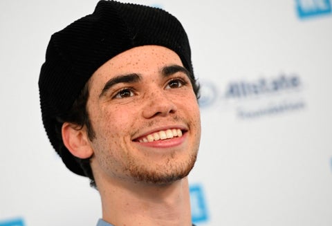 El joven murió mientras dormía.