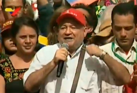 Julián Gallo Cubillos, más conocido como Carlos Antonio Lozada, durante su discurso en Venezuela