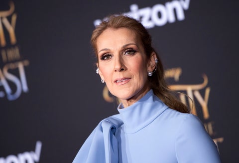 Celine Dion usa el collar de Titanic