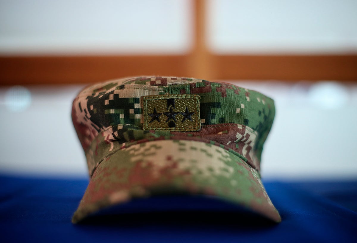 Foto de referencia de una gorra del Ejército Nacional
