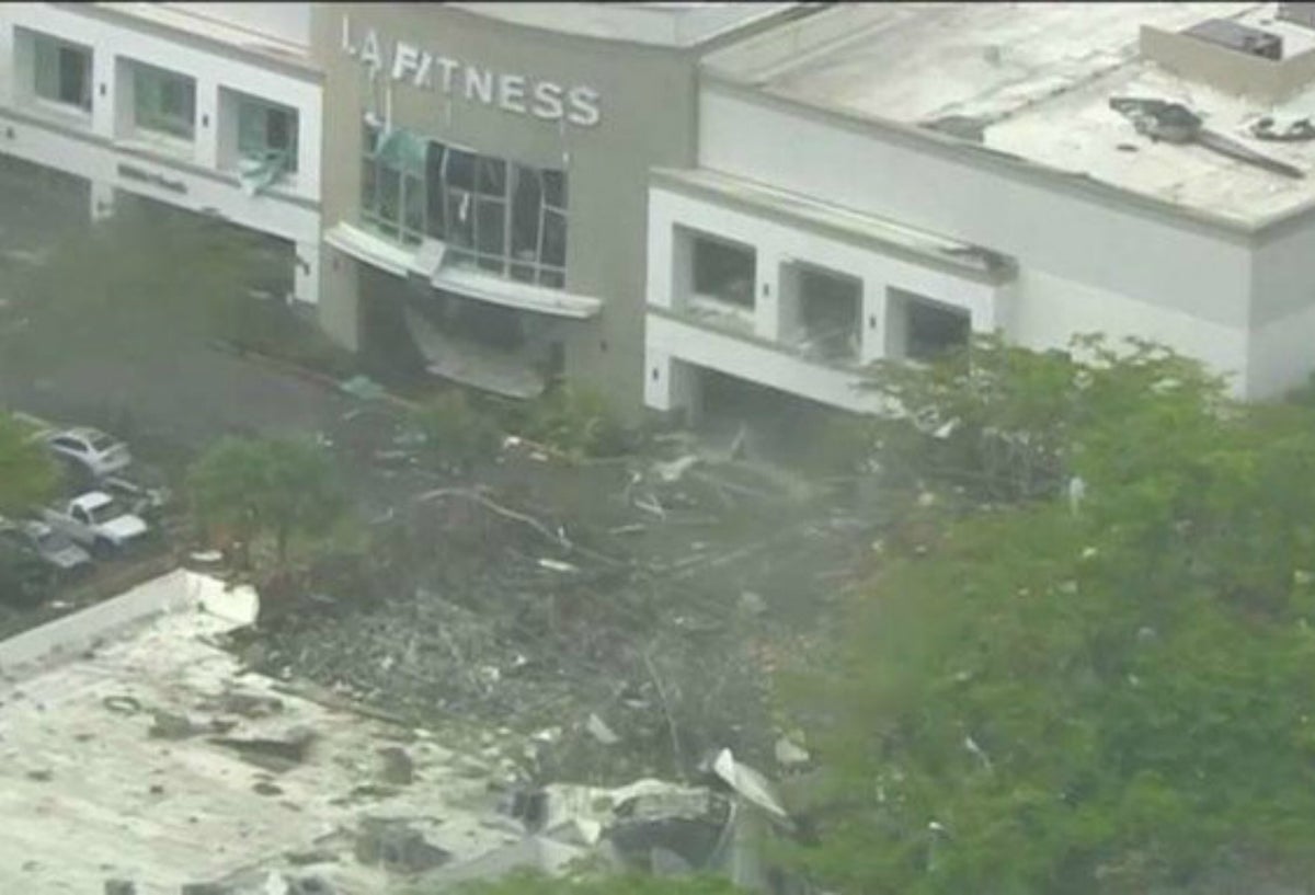 El gimnasio LA Fitness, en Florida, tras la explosión