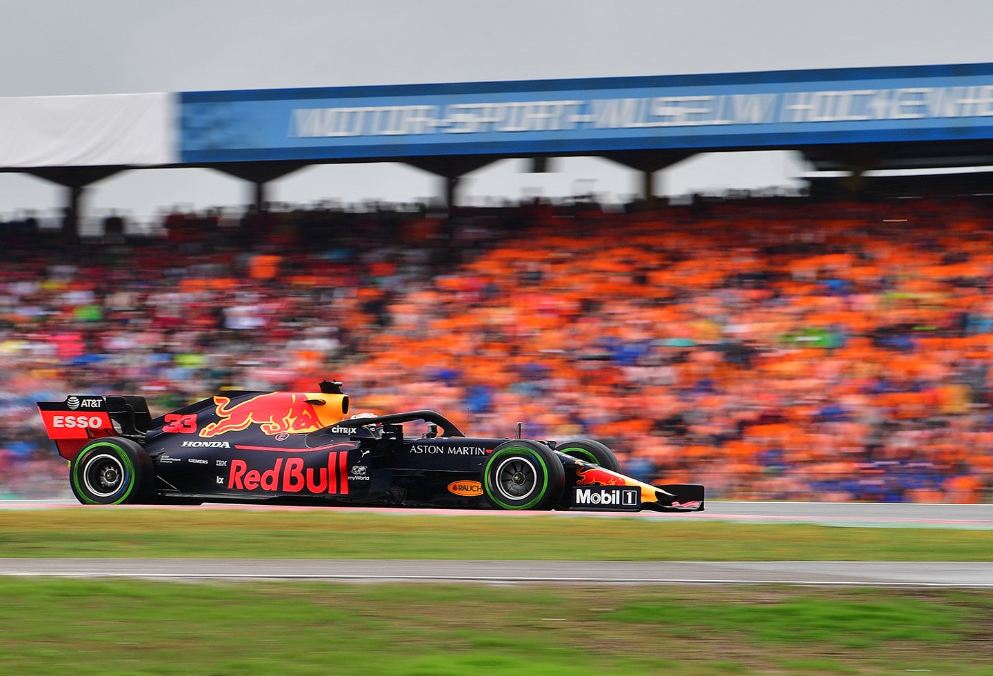 Max Verstappen, piloto holándes al servicio de Red Bull