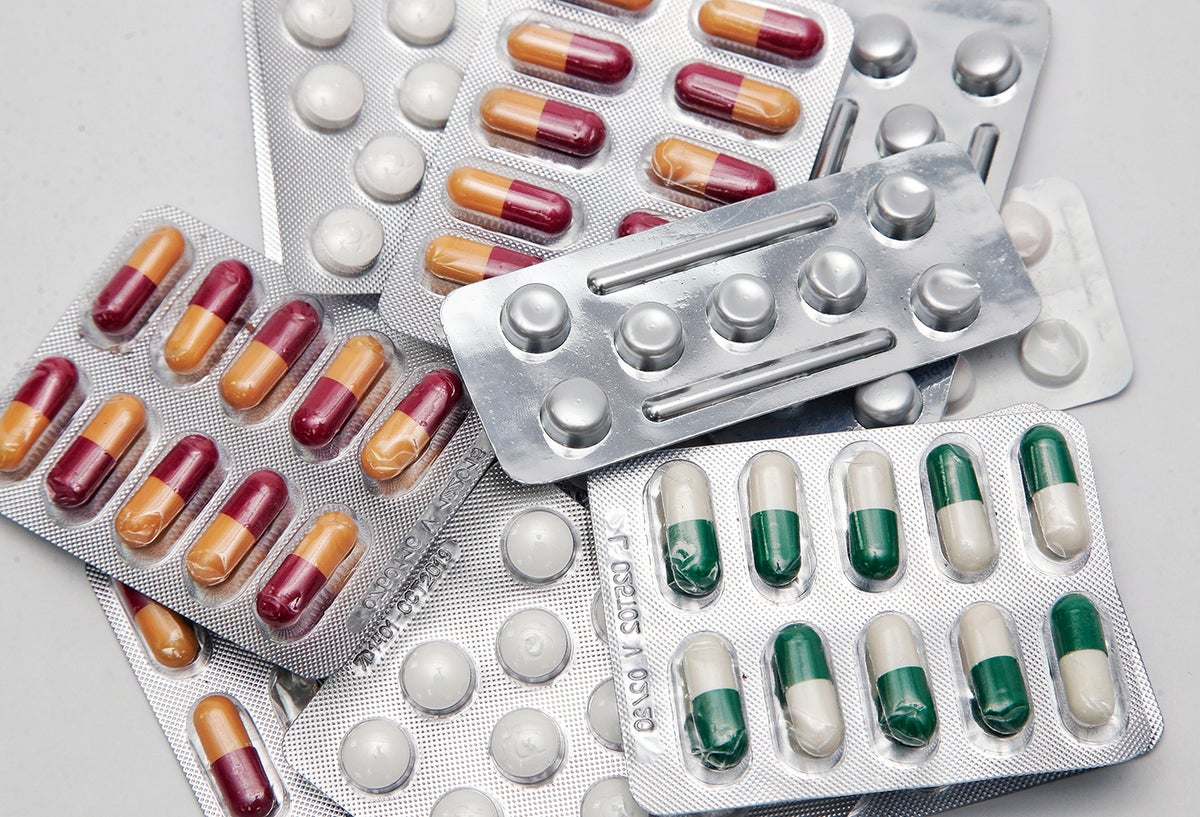 Foto de referencia de medicamentos vendidos en Colombia