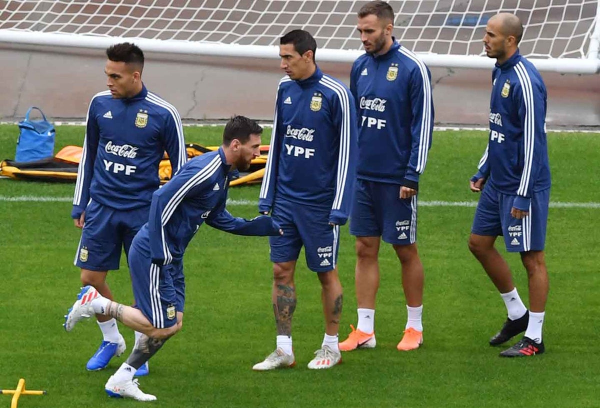 Lionel Messi entrenando con la selección Argentina.
