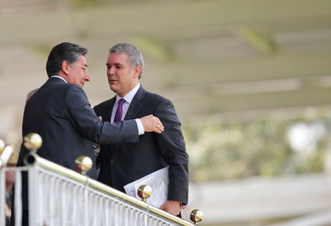 Néstor Humberto Martínez, ex fiscal general, e Iván Duque, presidente de la República, en Bogotá, el 6 de noviembre de 2018
