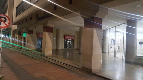 Un vigilante resultó herido en medio del robo