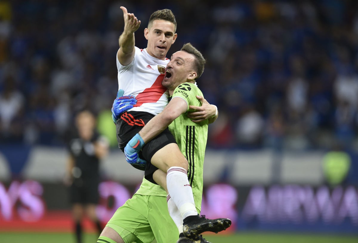 Rafael Santos Borré y Franco Armani
