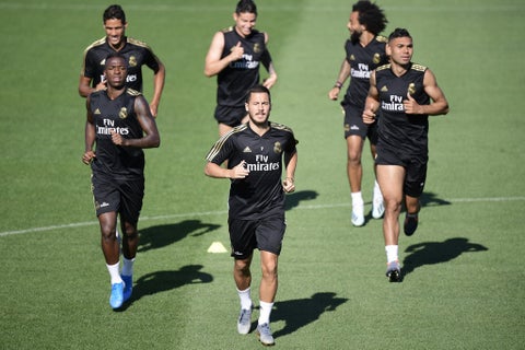 James Rodríguez entrenando con sus compañeros del Real Madrid