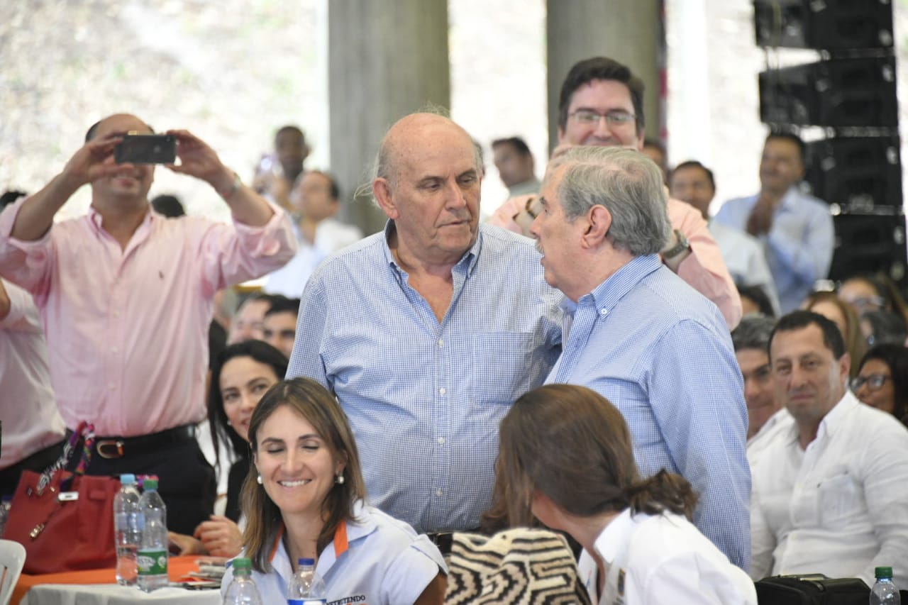 Riffi rafe entre el alcalde de Cali y ministro de Defensa.