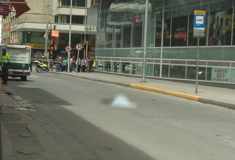 Hombre se lanzó de edificio Bacatá