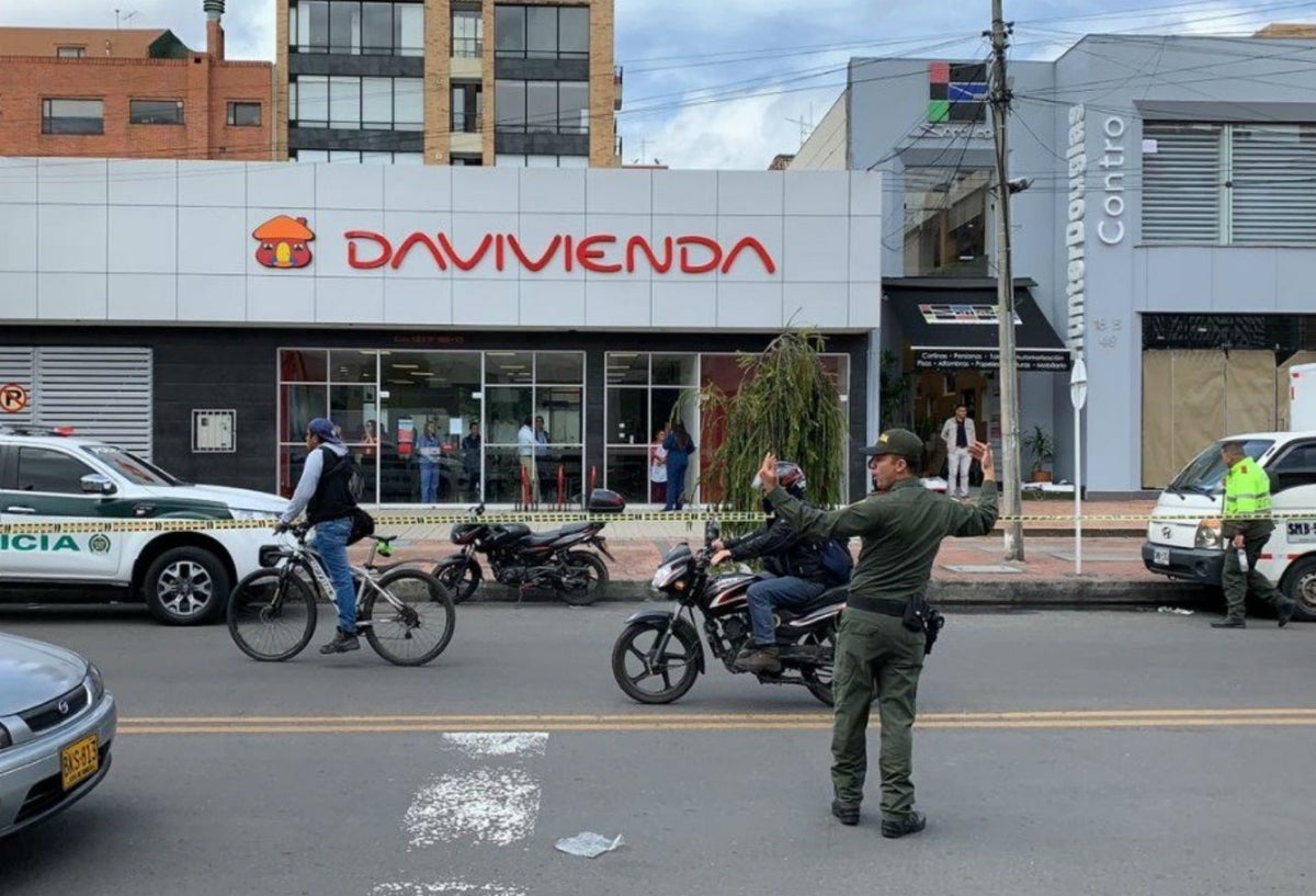 Robo en banco Davivienda