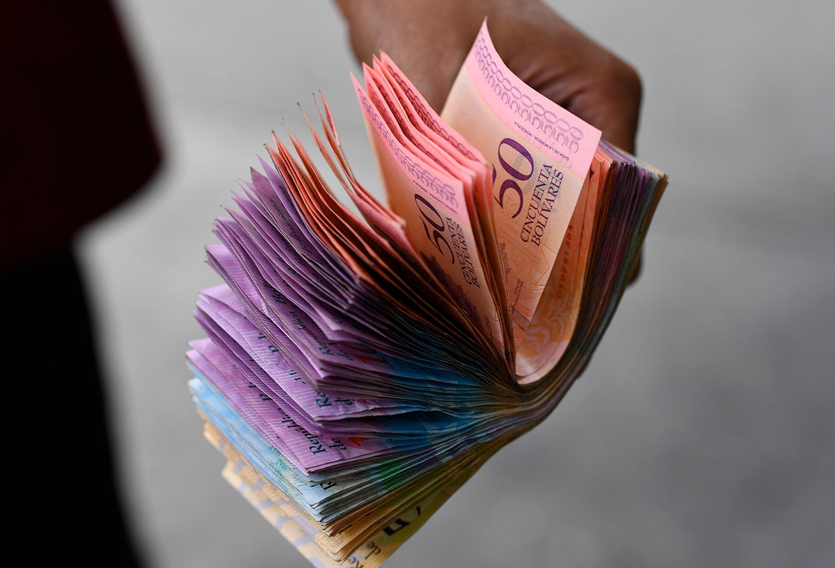 Los bolívares, la moneda oficial de Venezuela