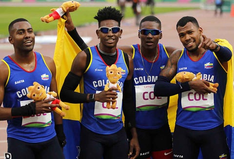 El equipo colombiano de relevo.