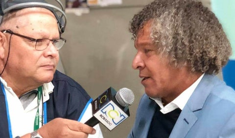 Alberto Gamero, técnico del Deportes Tolima, hablando en exclusiva con RCN Radio, Antena 2