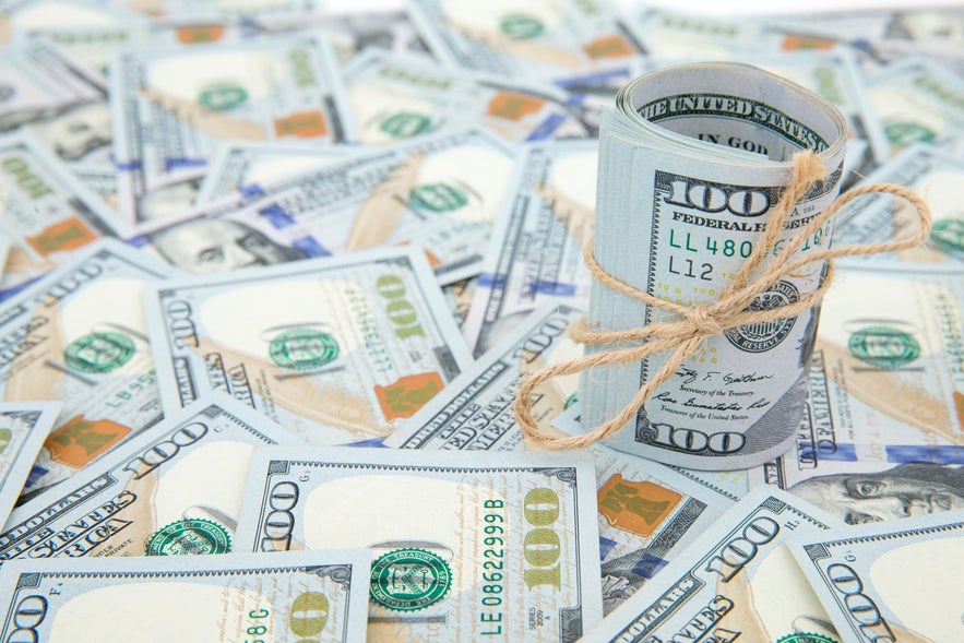 Dólar superó la barrera de los $3.500