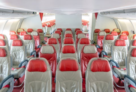 El interior de un avión