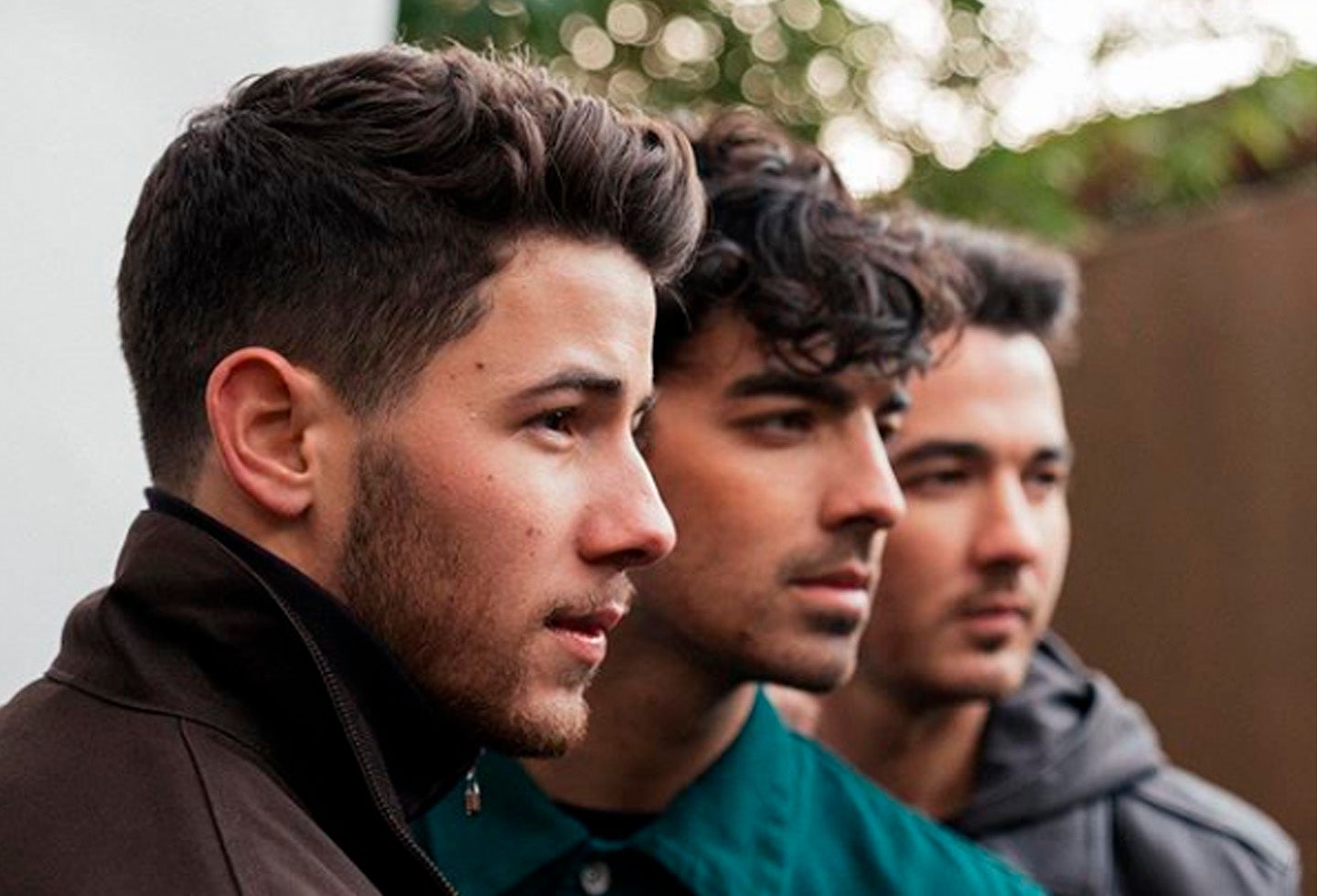 La banda estrenó el video musical de 'Only Human'.