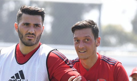 Kolasinac y Özil