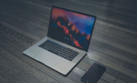 Macbook pro de 15 pulgadas presenta fallas en la batería