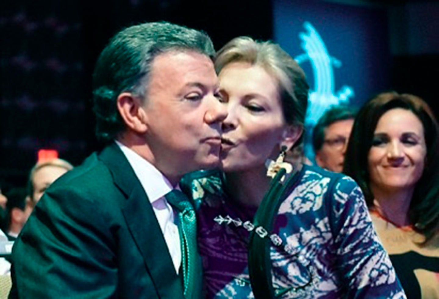 Maria Clemencia De Santos junto a Juan Manuel Santos