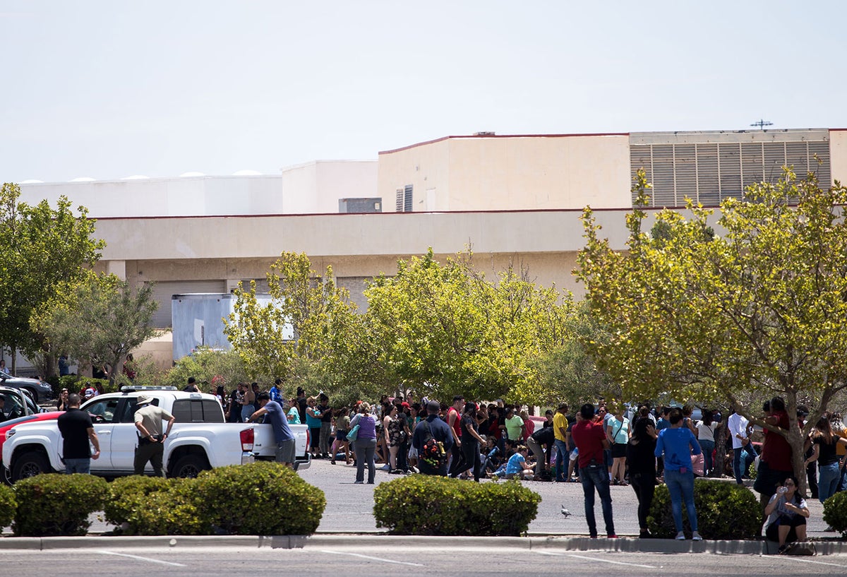 Parqueadero del Wal-Mart en donde ocurrió la masacre en Texas